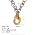 Dimensions détaillées d'un collier bicolore en acier inoxydable avec pendentif en or torsadé - Style Maillon Cubain avec Anneau en Corde Torsadée (N3887_Gold)