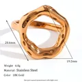 Anillo de onda irregular en acero inoxidable chapado en oro de 18K de 4,0g - US 6 / Dorado