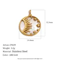 18K vergoldeter Edelstahl Sonnen- und Sterne Anhänger mit Muscheleinlage-Detail - Sonne und Stern Scheibe (C9639) / Gold