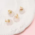 Set di quattro ciondoli Ruyi placcati in oro 14K con pietre bianche e gemme colorate - Stile Piastra Wushi / 12x16mm / Bianco