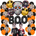 Halloween Ballon-Set mit BOO-Folienballons, Totenkopf und Kindern im Skelettkostüm - Skelett Kombi-Stil