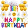 Set de globos de cumpleaños con caritas sonrientes, letras de felicitación y nubes blancas - Estilo Brillante Multicolor