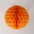 Dettaglio di una palla a nido d'ape in carta arancione con cordino bianco decorativo - 8 Pollici (Diametro 20CM) / Arancione