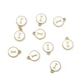 Lot de dix pendentifs lettre I en émail blanc avec bords dorés pour bijoux DIY artisanaux - 1 Pièce (Diamètre 12mm x Épaisseur 2.5mm) / Lettre I