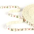 Nastro in cotone stampato natalizio con alberi verdi e calze rosse per il fai-da-te - Stile Natalizio Fresco Rosso e Verde (N. 23) / Larghezza 1,5 cm, 5 iarde/confezione
