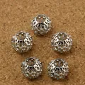 Set mit fünf silbernen hohlen Metallperlen mit Tennis-Muster für DIY-Schmuckherstellung - 9×10mm (6 Stück/Packung) / Weißgold