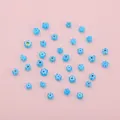 Hellblaue blumenförmige Glasperlen für DIY-Schmuckherstellung und Handzubehör - 1 Strang (ca. 37-45 Stück, Durchmesser 4-5mm) / Seeblau