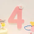 Décoration chiffre 4 en feutre rose avec fleur blanche pour fête d'anniversaire enfant - Chiffre 4 / Rose