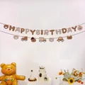 Retro beer verjaardagsslinger set met Happy Birthday letters en leuke dierenmotieven - Beer met Verjaardagshoed Happy Birthday Banner