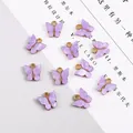 Pendentifs papillon lavande avec base en métal doré pour la création de bijoux DIY - Lot de 4 / Violet