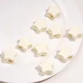 Perles en acrylique blanc crème en forme d'étoile pour la création de bijoux DIY - Pentagramme / Lot de 1 (22x14mm, Trou d'environ 6.5mm) / Blanc Cassé