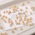 Perles en bois rondes naturelles pour bijoux DIY avec trous pré-percés et grain de bois - Perle Ronde en Bois / 20 Pièces/Paquet (Env. 5×6mm) / Couleur bois naturel