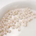 Ciondolo in quarzo rosa sfaccettato con gancio dorato per gioielli fai-da-te fatti a mano - 4mm (2 Pezzi/Confezione) / Quarzo Rosa (BTB1179)