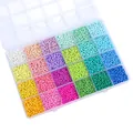Opbergdoos met 24 vakken en kleurrijke glaskralen voor het maken van DIY sieraden en kettingen - Heldere Macaron Serie