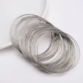Bracelets en fil d'acier argenté 6cm pour bijoux DIY avec finition métal poli - Pack de 100 Boucles (Épaisseur 0,6 mm, Diamètre 6 cm) / Nickel