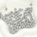Perline quadrate in acrilico argento antico con lettera D per creazione gioielli - Lettera D / Quadrato / 50 Pezzi/Confezione / Argento Antico