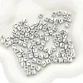 Perline quadrate argentate lettera J in acrilico per creazione di gioielli fai-da-te - Lettera J / Quadrato / 50 Pezzi/Confezione / Argento Antico