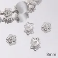 Copriperle a fiore cavo argento 8mm per creazione gioielli fai da te con design a 5 petali - Fiore a Cinque Petali Traforato 8mm (Stile 05) / 50 Pezzi/Confezione (Apertura circa 1 mm) / Argento