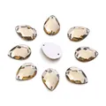 Cristales cosidos en forma de pera oro champán con fondo plano y orificios duales - 13x18mm (50 Piezas/Paquete) / Café Claro (32#)