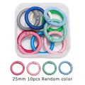 Set van 10 willekeurige gekleurde 25mm veerringen in een transparante opbergdoos - C-Vorm Veerring / 10 Stuks/Verpakking (25mm) / Willekeurig Gemengde Kleuren