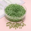 Perles de rocaille 3mm vert clair avec intérieur argenté en pot pour création bijoux - 3mm (10g/paquet, env. 300 pièces) / Vert
