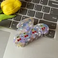 Lavendelfarbene Acetat-Haarklammer mit rotem Strass-Kirschmuster-Design - 8x4cm / Lila Kirsche