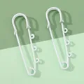 Spilla di sicurezza in metallo bianco opaco con tre anelli per creazione gioielli fai da te - 16x50mm / Bianco