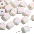 Iriserende witte acryl kubuskralen met roze hartpatroon voor DIY sieraden maken - Vierkant Stijl / 12mm (2 Stuks/Verpakking) / Witte Kubus Roze Hart