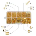Gouden DIY sieradenset met karabijnsluitingen, oorhaken en buigringen in een opbergbox - Verguld Goud (10 Vakken Doos)