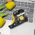 Cute cartoon dinosaur hair claw clip made of marble grey acetate with yellow fins - Dinosaur Style / Dark Gray