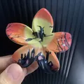 Détail de pince à cheveux fleur avec impression UV de sorcière et château Halloween - Style Fleur Château Nuit Halloween