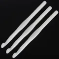 Drei ergonomische weiße Kunststoff Häkelnadeln für DIY Stricken und Puppenherstellung - Durchmesser 8mm (1 Stück/Packung)