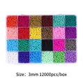 Draufsicht auf 24-Farben 3mm Glasperlen Set mit 12000 Stück in praktischer Sortierbox - 24 Farben Glasperlen-Set (3mm) / 24 Gitter / 12000 Stück