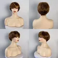 Vues détaillées de la perruque courte auburn de face, de dos et de profil - Auburn (16)