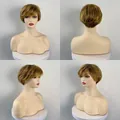 Perruque courte blonde synthétique pour femme avec frange latérale et vue de dos - Or Clair (21)