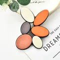 Broche géométrique minimaliste en acrylique avec des blocs ovales crème orange et roses - Épissage Café Orange Gris Rose (XZ00028)