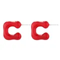 Orecchini a cerchio a C rossi lucidi dal design moderno con perni in argento lucido - Rosso