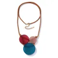 Sautoir long en acrylique avec pendentifs en résine rouge rose et bleu sur cordon brun - Bleu