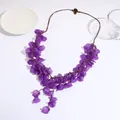 Collier artistique à pétales violets en résine translucide avec chaîne en cordon - Violet