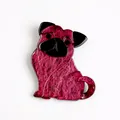 Broche carlin mignonne en acrylique magenta avec texture en fibre pour femme - Broche Fil d'Argent Fuchsia