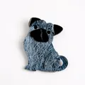 Schicke blaue Acryl-Brosche im Mops-Design mit feiner Faserstruktur für Tierliebhaber - Hellblau Silberdraht Brosche