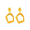 Boucles d'oreilles géométriques jaunes en résine avec design pentagone et losange - Mustard Yellow (EH00004)