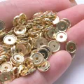 Detalle macro de cuentas espaciadoras bañadas en oro 18K para bisutería artesanal - Diámetro Exterior 3mm / Chapado en Oro de 14K