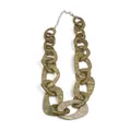 Collana a maglie in acrilico verde oliva marmorizzato con chiusura regolabile - Motivo ad Acqua Verde