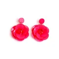 Boucles d'oreilles rose camélia magenta en acrylique poli avec anneaux dorés - Rose Rouge (EH00100)