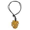 Collar bohemio con colgante de hoja de monstera en acrílico jaspeado amarillo y cordón - Colgante de Hoja de Monstera Amarillo Mostaza (XL00154)