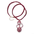 Collar étnico con colgantes de acrílico marmoleado rojo oscuro y cordón multihilo - Colgante de Arte de Ondas Rojo Oscuro