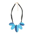 Collar bohemio de acrílico con colgantes ovalados azul mármol y cordón negro multihilo - Collar Empalmado de Cinco Ovalados Azul (XL00172)