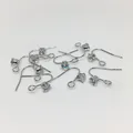 Détail des crochets d'oreilles argentés 14k avec zircons ronds pour bijoux artisanaux - Rond Or Blanc