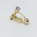 Clip de oreja en U ajustable dorado con una piedra de circonita púrpura brillante - Oro Claro Zirconia Azul Cambiante